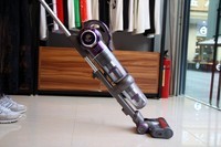 嫌打扫麻烦?这款吸尘器帮你解决麻烦