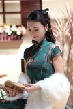 旗袍人像