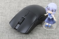 雷蛇毒蝰V3极速版游戏鼠标开箱试玩:优秀手感+280小时续航