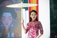 国庆民园体育场旗袍走秀