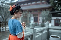 古木无人径,深山何处钟.