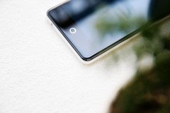 机身虽小电量不凡，TCL续航+让“续航”不再是事儿！