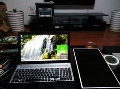 V3-551G换IPS液晶屏成功，得瑟一下！！！！！