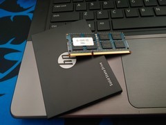 给戴尔成就5470升级内存和固态硬盘