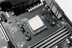 最终幻想15与吃鸡哪个更好玩？高性能主机必不可缺