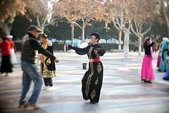 公园里的新疆舞