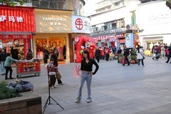 大足街拍（25）街边妹妹的网红梦