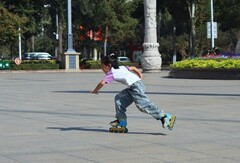 秋日速滑     11。