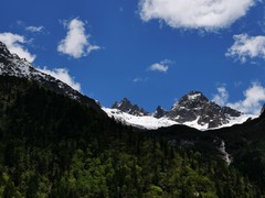 川西四姑娘山及其卫峰