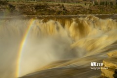 慢门拍壶口瀑布（2）