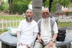 2155【不老松：纪实摄影】《山河锦绣》南国风情：海南島三亚：海滨溜海人！