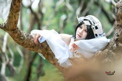 【二次元·枯木林少女】---小雪