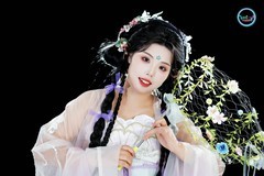 【一袭浅黛，伞揽群芳】---金金