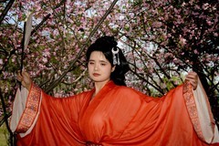 环境人像----花下佳丽！