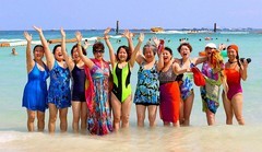 1343【不老松：纪实摄影】《异国风情录》三国演义：新、马、泰游记！泰国格兰岛海滨戏