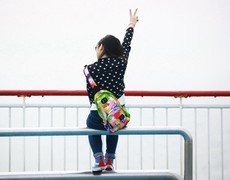 2170--14【不老松：纪实摄影】异国风情：韩国印象！在郵轮上拍拍海景也很好！