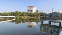 银湖漫步