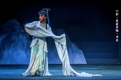 ?川剧《芙蓉花仙》里的长?舞