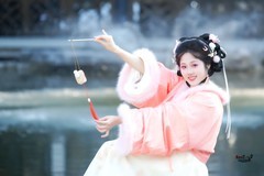 【粉色小桃仙】---小洁