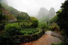 1796【不老松：纪实摄影】〖山河锦绣、詩画江南〗云雨雁荡山：大龙湫！(02)