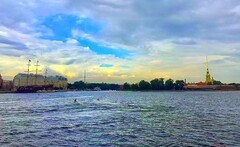 1544【2015中国优导张松摄影集】（01）畅游俄罗斯--圣彼得堡涅瓦河畔瓦西里岛古港口灯