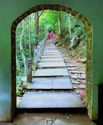1809【不老松：纪实摄影】〖山河锦绣、詩画江南〗云雨雁荡山！灵峯景区！久远的石刻给