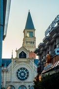 魅 力 东 港 ，浪 漫 东 港