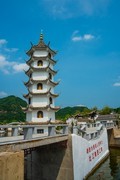 辽 宁 岫 岩 水 巷 （ 八 )
