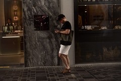 街头过路人