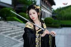 【黑衣战袍少女】---妹儿