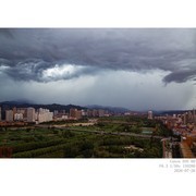 260726 雨前雨后