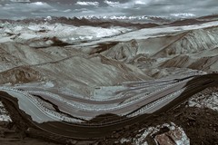 盘龙古道垭口风光