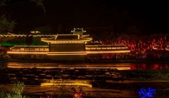 山西皇城相府雨中夜景
