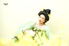 【绿绡花影】---引力