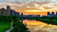 晚霞三奏