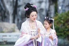 【古风母女俩】---芸妮、宝宝