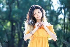 【林间少女】---佳欣