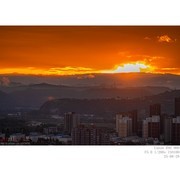 250829 云海中的日落