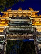 台儿庄古城夜景手机