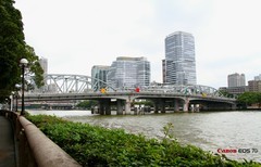 海珠桥的附近。