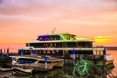 东太湖夕照——谨以此片祝论坛领导、版主和各位老师春节快乐