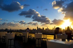 十二年一瞬：在2012年的上海风景里，找回遗忘的城市温度