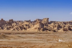 南疆行——克孜尔魔鬼城红石林（6）