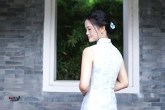 【檐下素影】---嘉雯