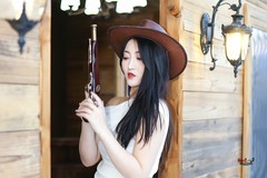 【西部酷女】---芸妮