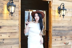 【西部酷女】---芸妮