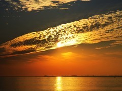 西炮台海边美丽晚霞