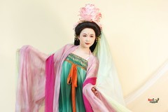 【唐韵荷仙·袖揽清风】---芋圆