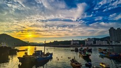 大 连 渔 人 码 头 晚 霞