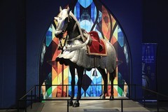 骑士盔甲与文化展
